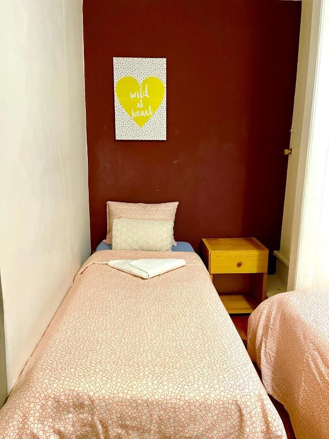 Asian Everest House Lisboa Екстериор снимка