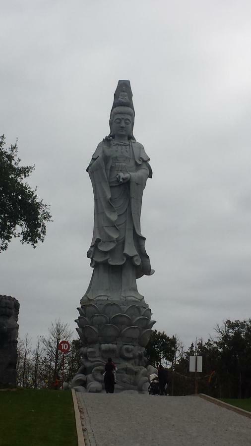 Asian Everest House Lisboa Екстериор снимка