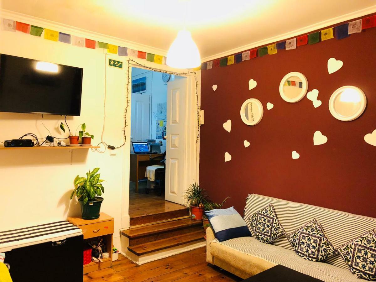 Asian Everest House Lisboa Екстериор снимка